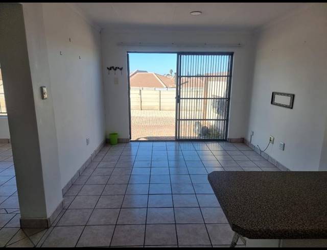 2 BEDROOM TOWNHOUSE FOR SALE IN HARTENBOS CENTRAL